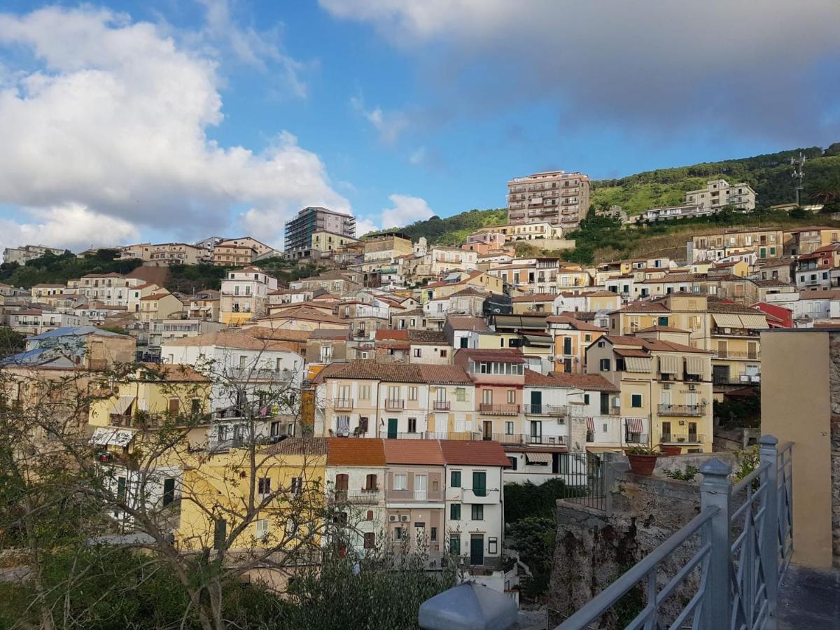 B&B Il Vicolo Di Pizzo Экстерьер фото